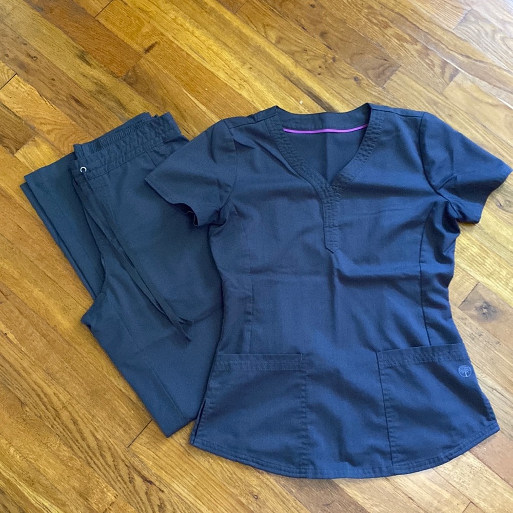Healing Hands Purple Label Scrubs Size XS/S